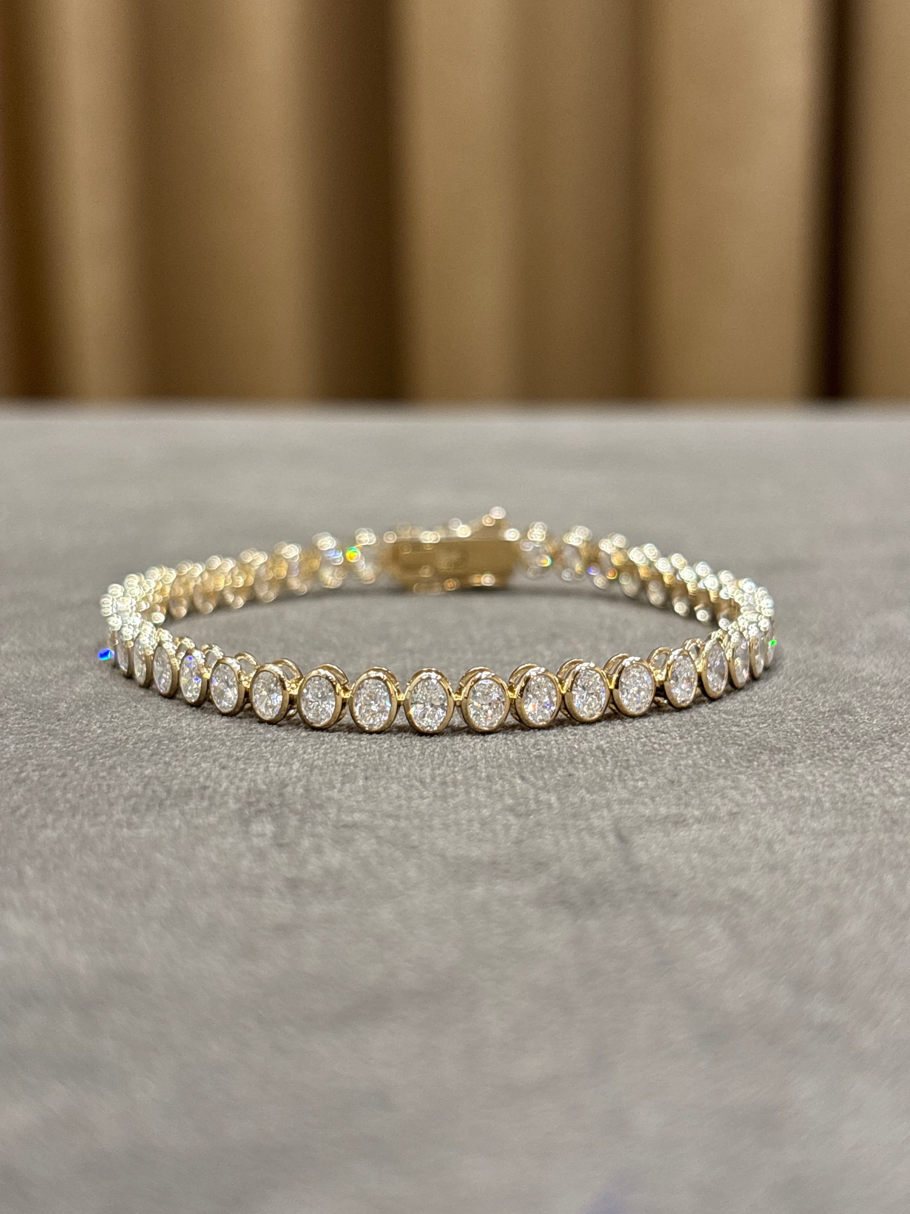 Fiona Diamonds Solviera Vibe Round Lab Diamond Tennis Bracelet in 18K Yellow Gold - luxury