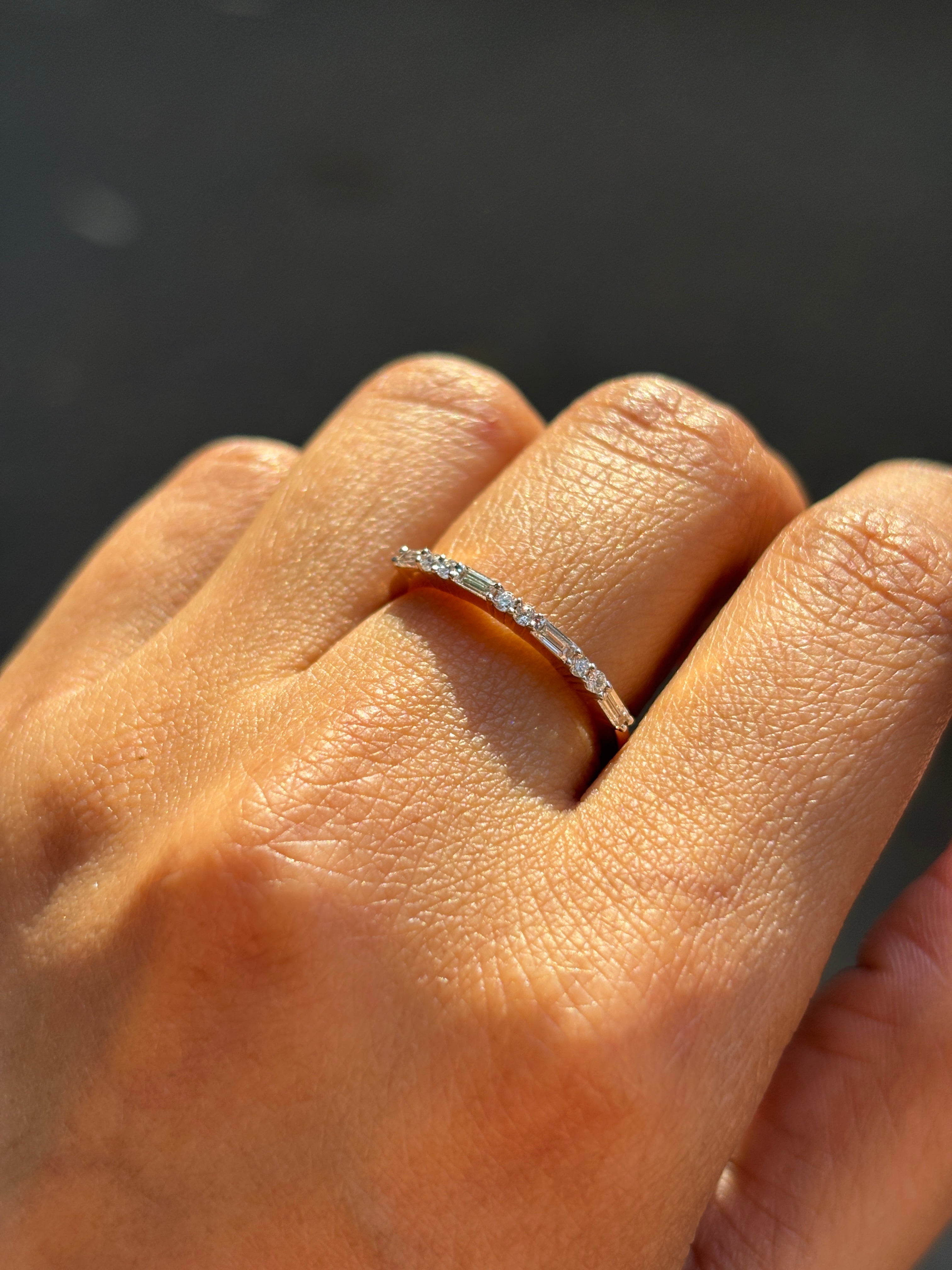 Daphne Lab Grown Diamond Ring ??Stunning & Ethical Beauty - Fiona Diamonds - Fiona Diamonds