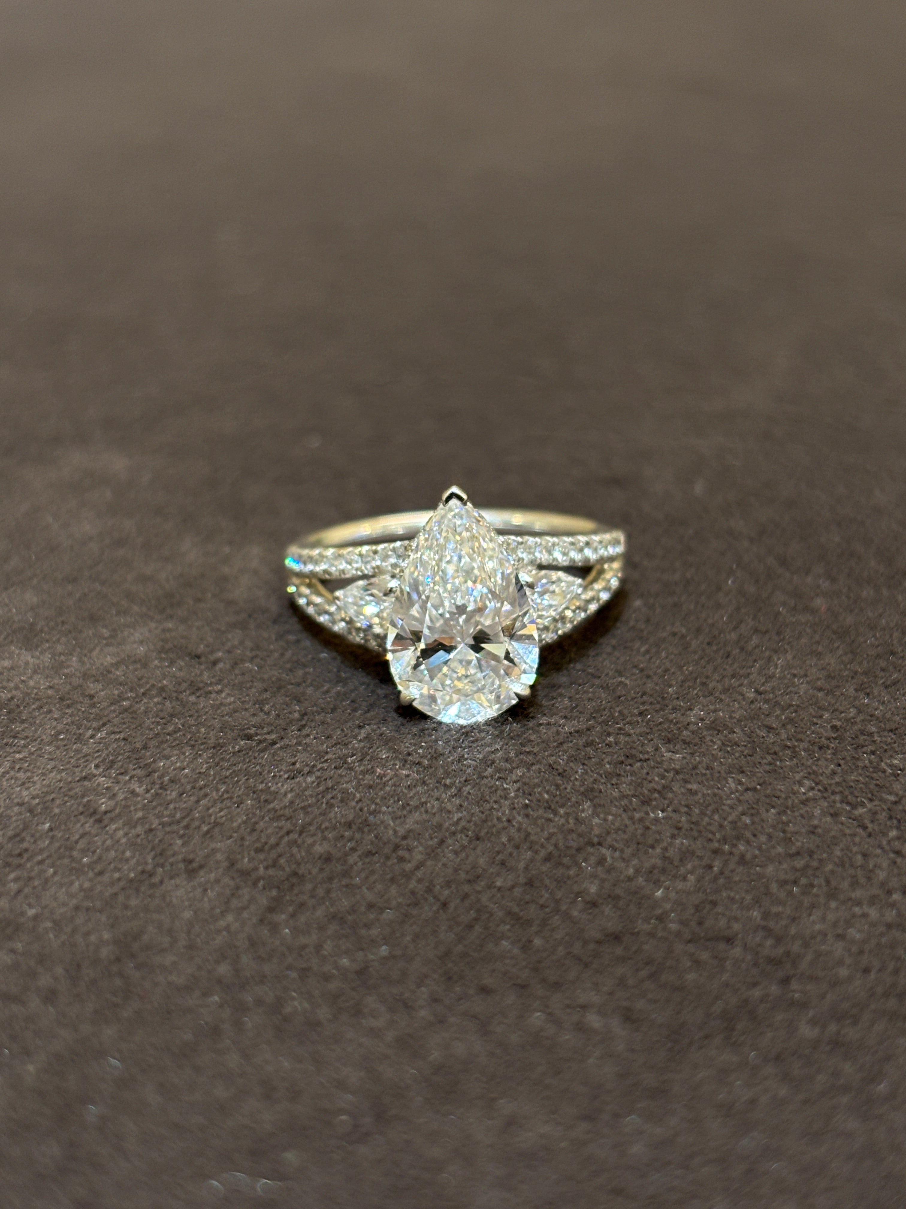 Dione 3ct Lab Grown Diamond Ring – Timeless & Sustainable - Fiona Diamonds - Fiona Diamonds