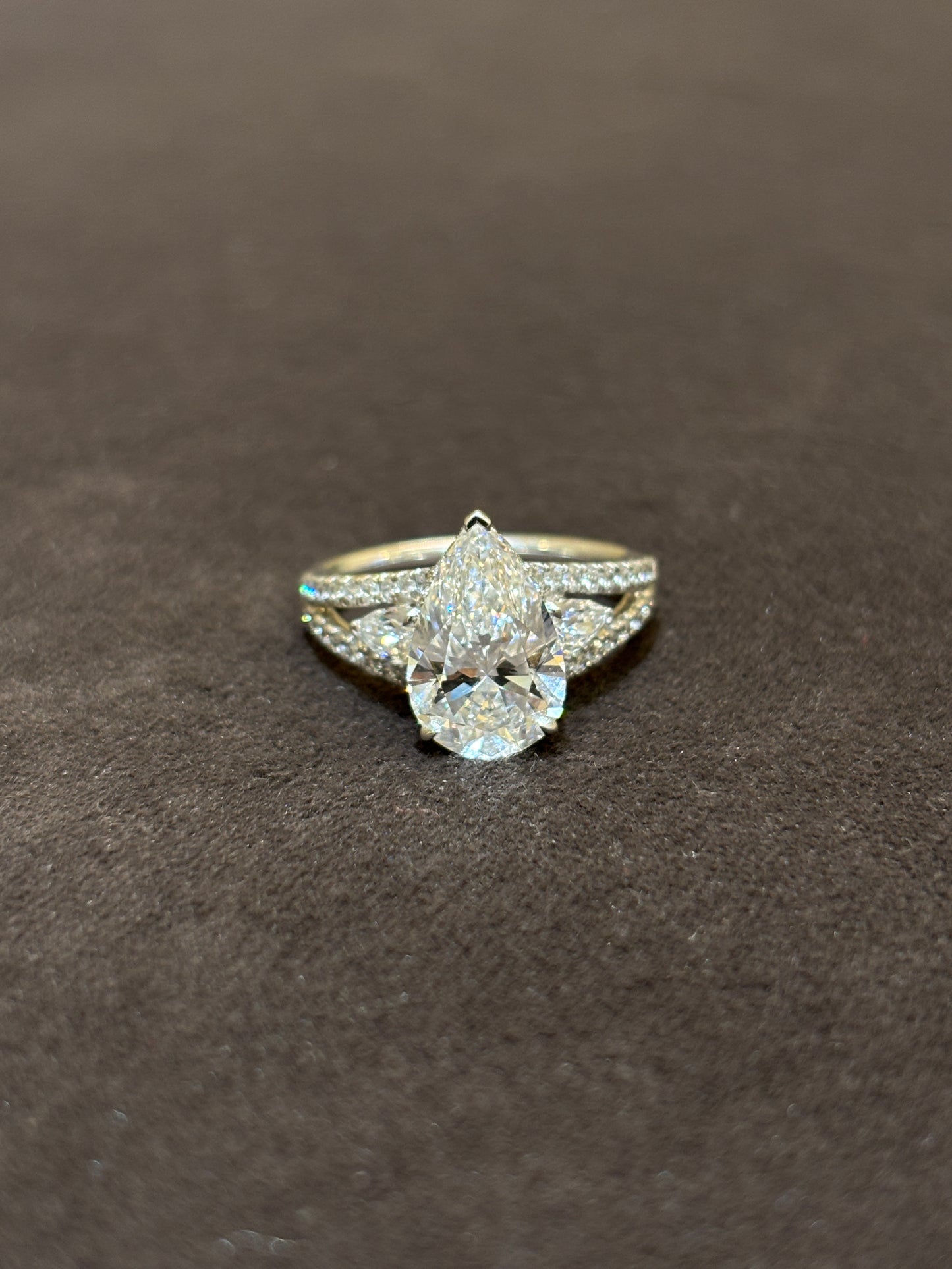 Dione 3ct Lab Grown Diamond Ring – Timeless & Sustainable - Fiona Diamonds - Fiona Diamonds