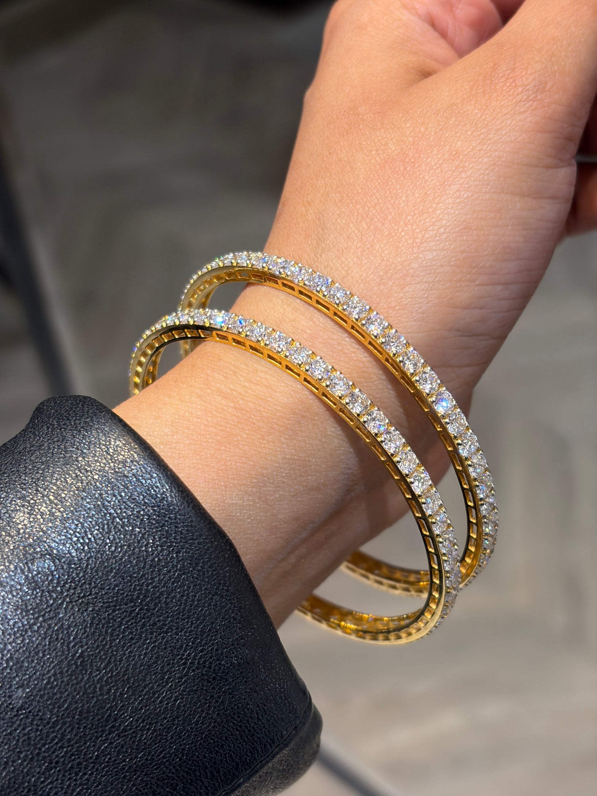 Eternity Lab Diamond Bangle - Graceful Sparkle - Fiona Diamonds - Fiona Diamonds