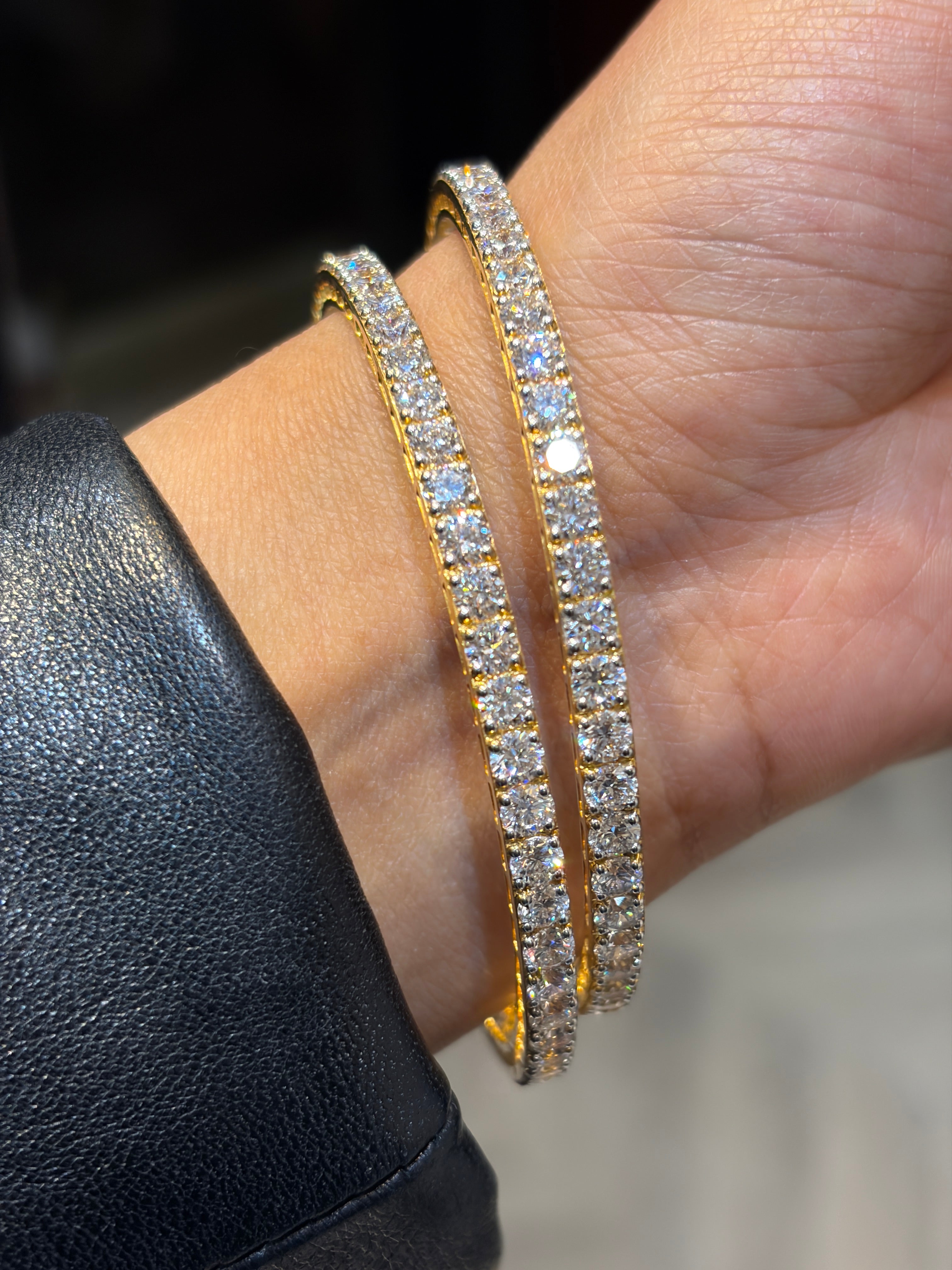 Eternity Lab Diamond Bangle - Graceful Sparkle - Fiona Diamonds - Fiona Diamonds