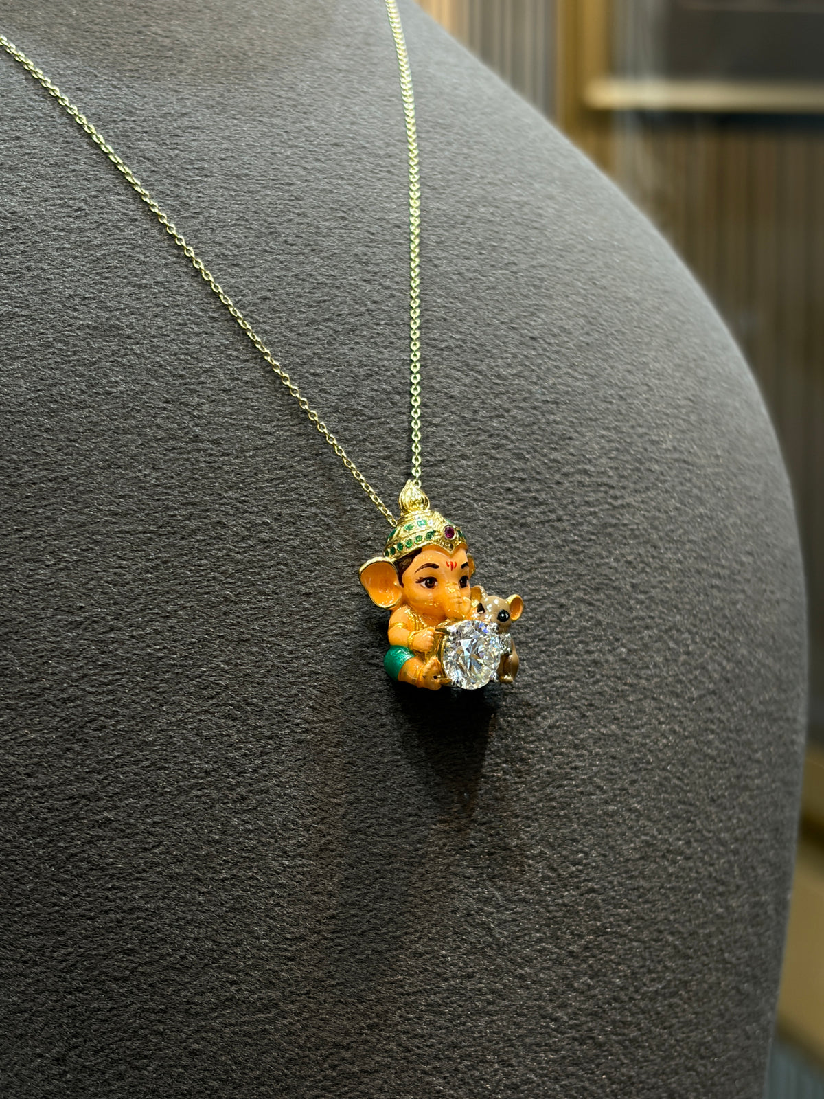 Vighnaharta Mushak Round Lab Diamond Pendant