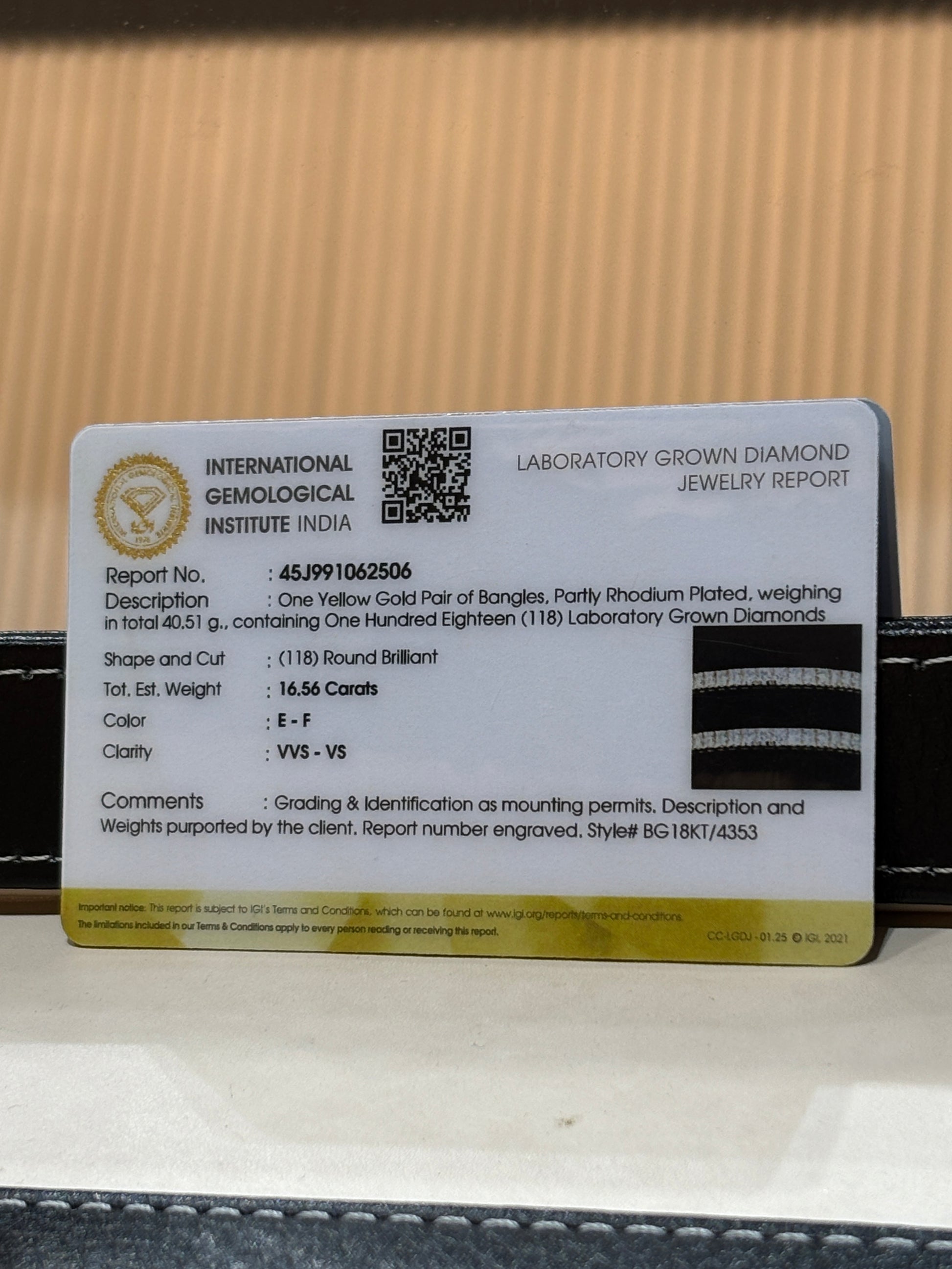 Naya Blink Lab Diamond Bangle - Fiona Diamonds - Fiona Diamonds