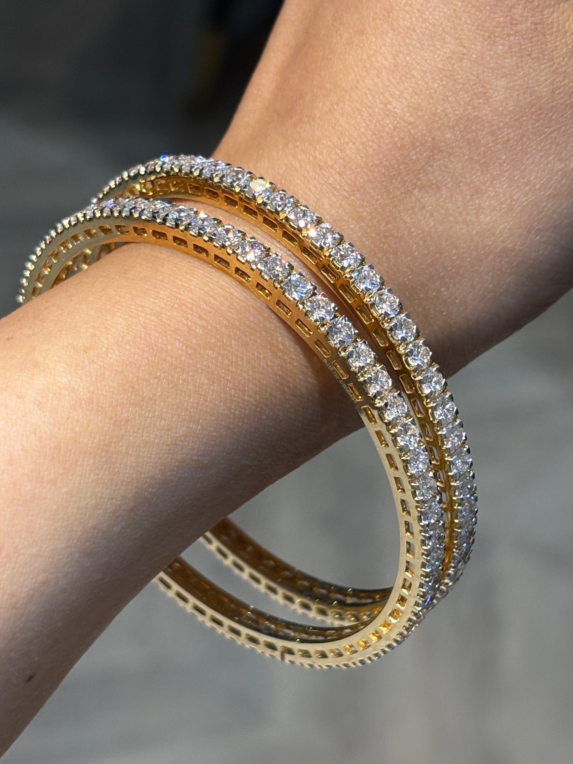 Naya Blink Lab Diamond Bangle - Fiona Diamonds - Fiona Diamonds