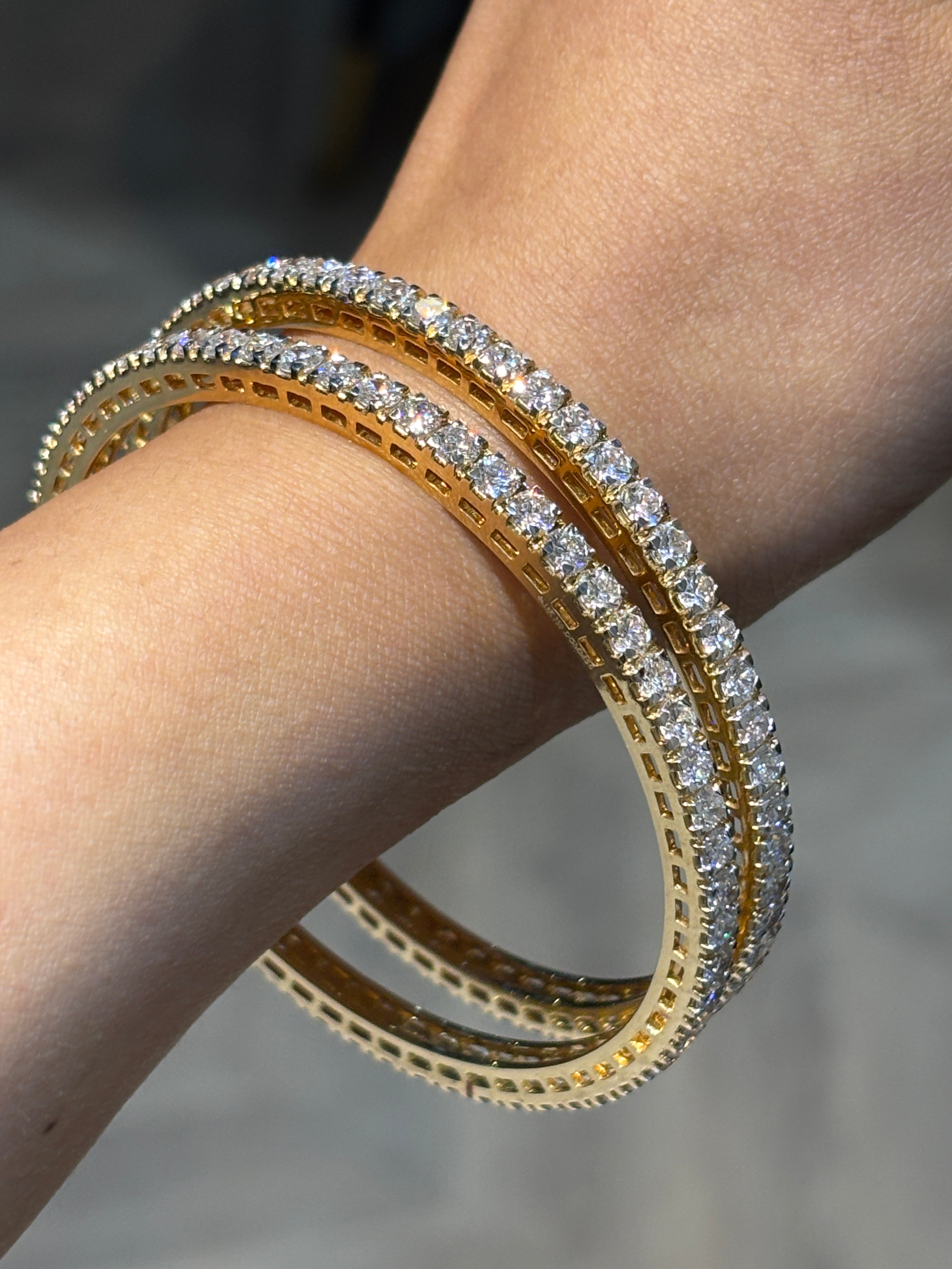 Naya Blink Lab Diamond Bangle - Fiona Diamonds - Fiona Diamonds