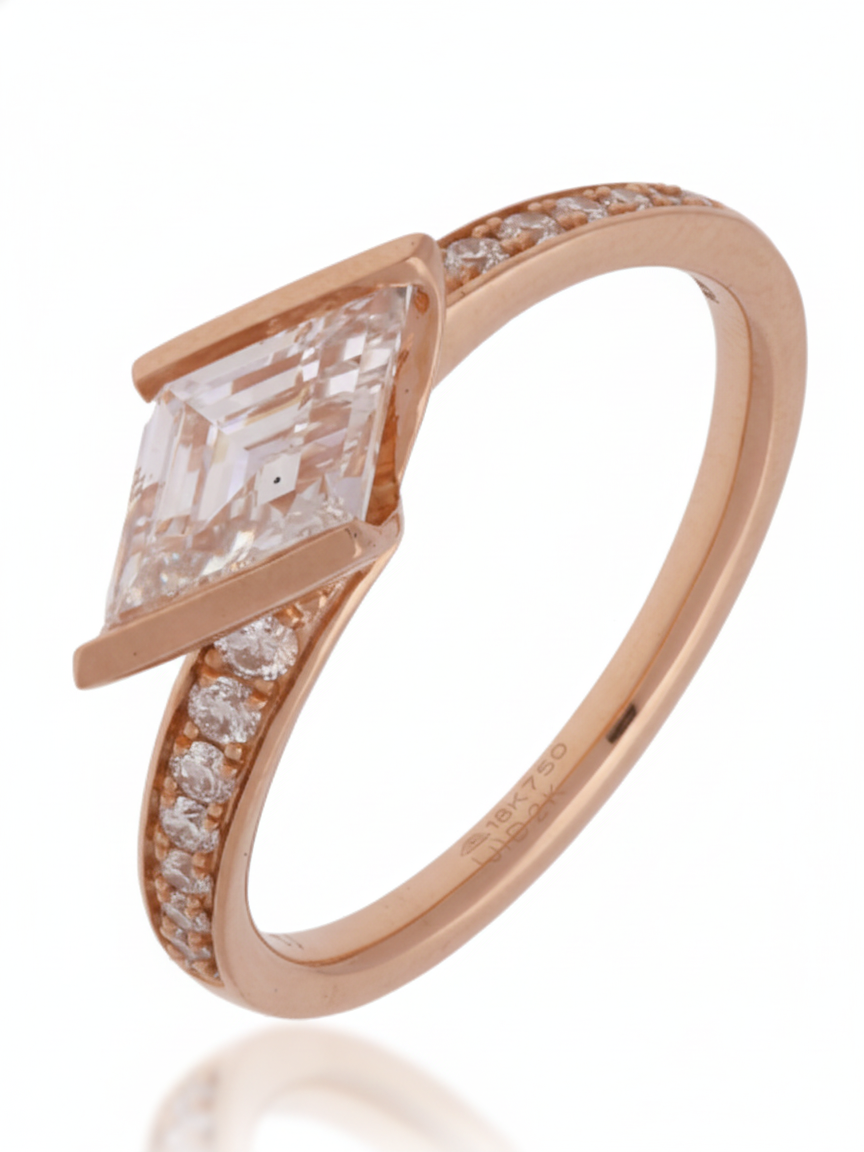 Selune Line Lab Diamond Ring
