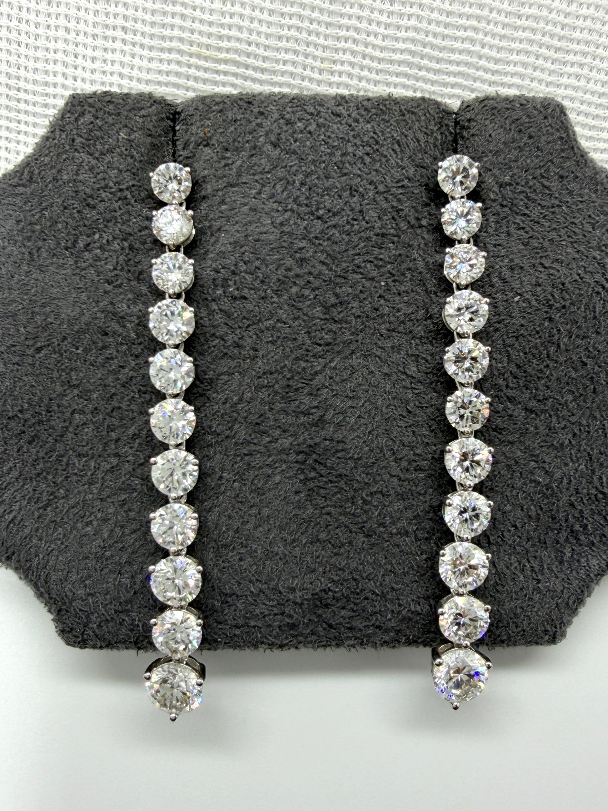 Ethereal Gaze Lab Diamond Earring