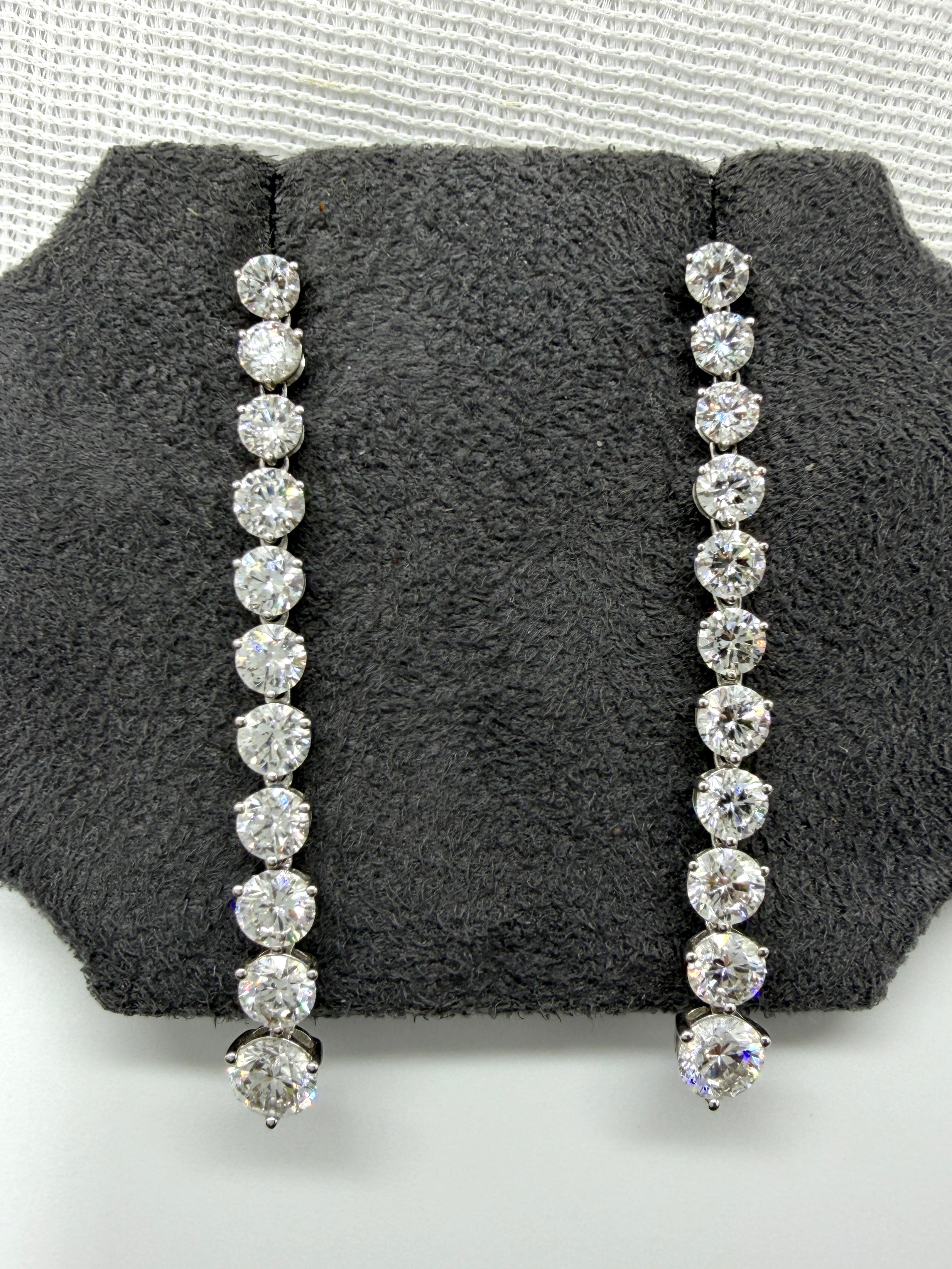 Ethereal Gaze Lab Diamond Earring