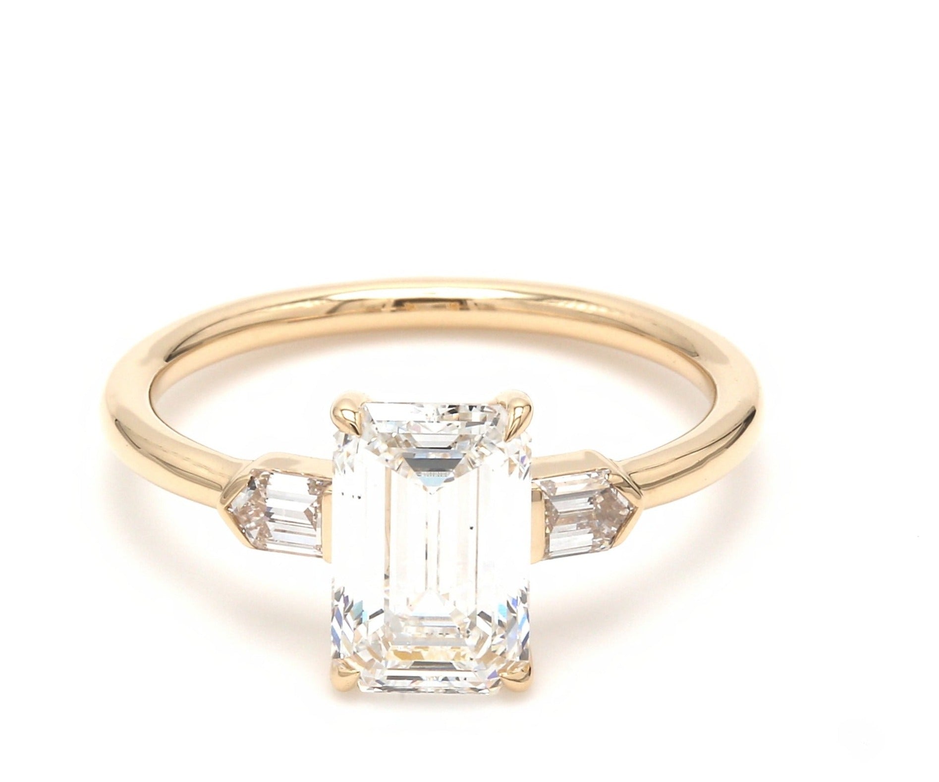 Indra Lab Diamond Ring - Fiona Diamonds - Fiona Diamonds
