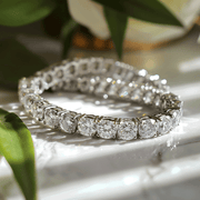 Freakin 0.5 Pointer Cushion Lab Diamond Bracelet - Fiona Diamonds - Fiona Diamonds