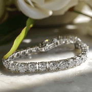 Freakin 0.30 Pointer Cushion Lab Diamond Bracelet - Fiona Diamonds - Fiona Diamonds