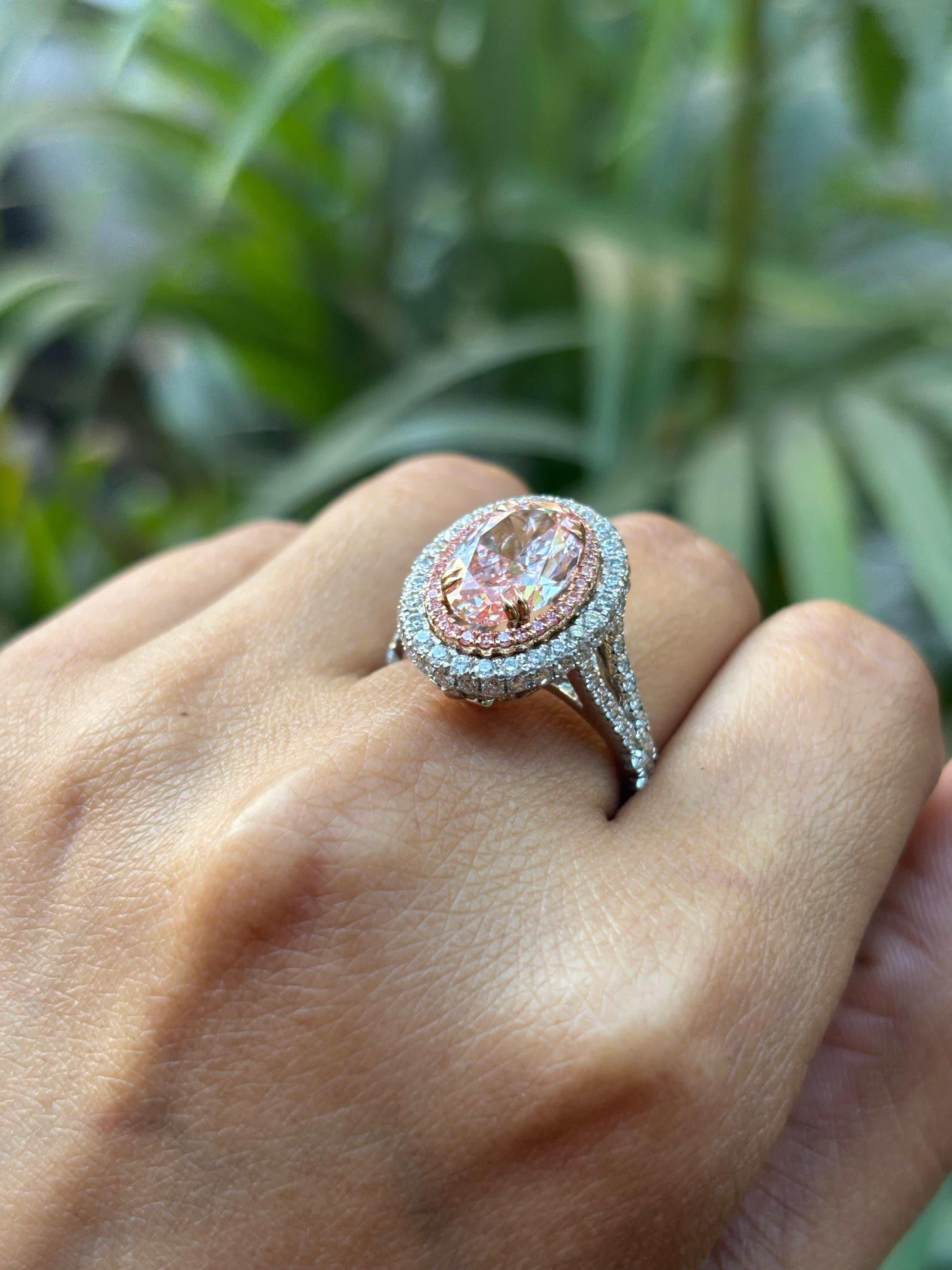 Qatar 2.75ct Lab Grown Diamond Ring - Elegant & Green - Fiona Diamonds - Fiona Diamonds