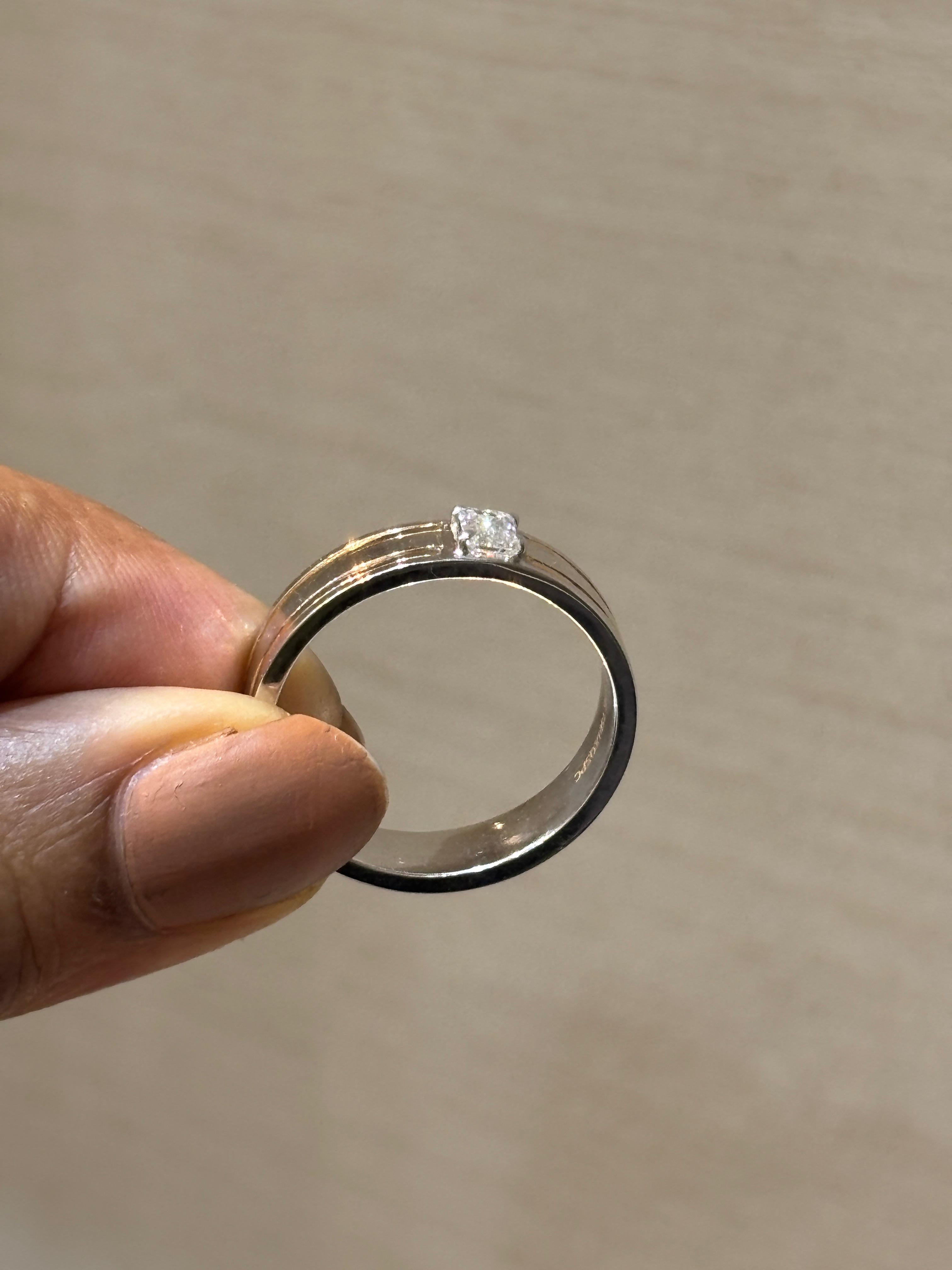 Soluquill 28 Pointer Lab Grown Diamond Ring - Elegant & Classic - Fiona Diamonds - Fiona Diamonds