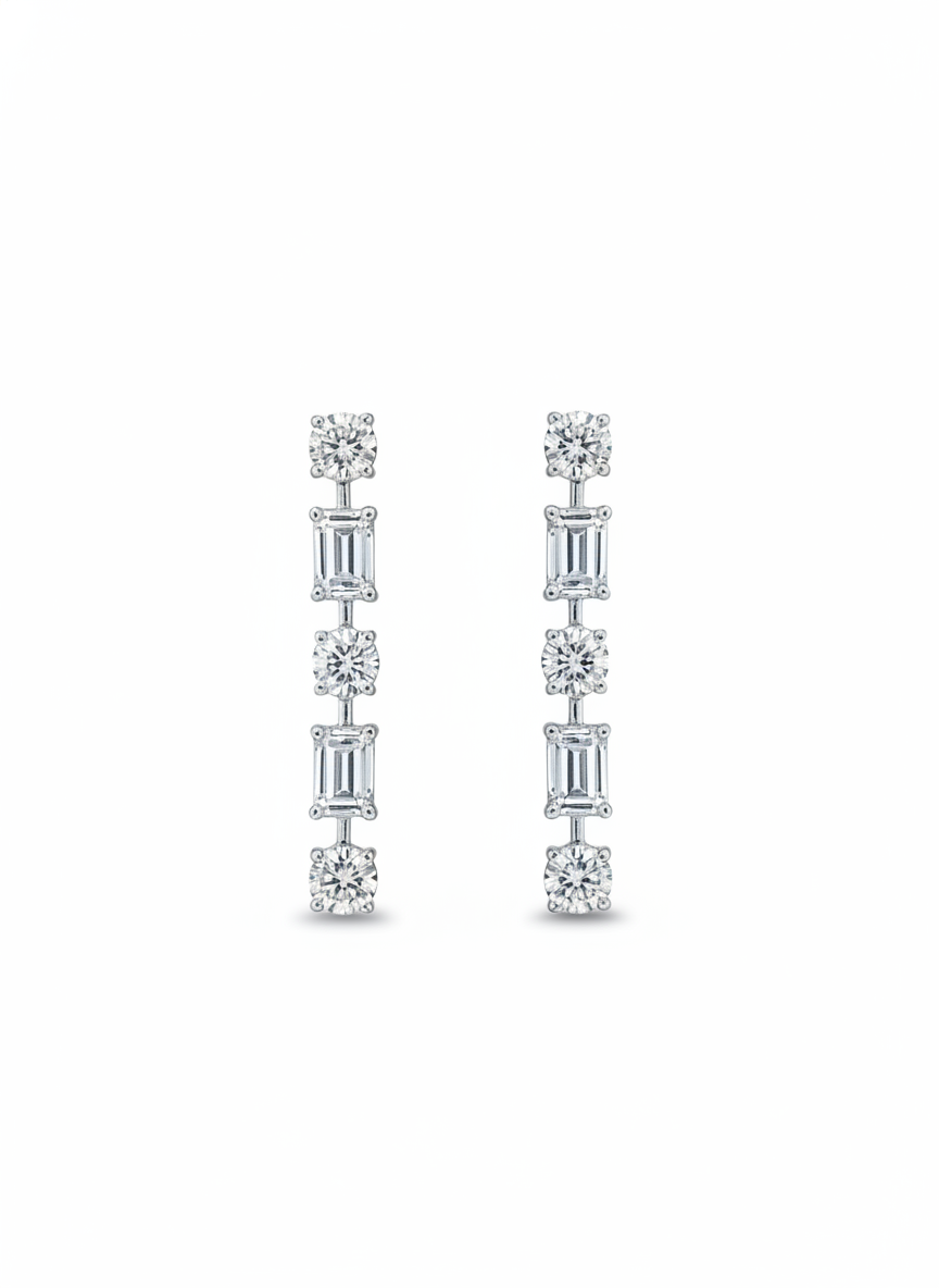Lucent Vine Lab Diamond Earring