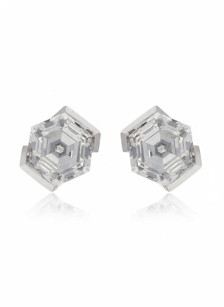 Orithia Fold Lab Diamond Earring