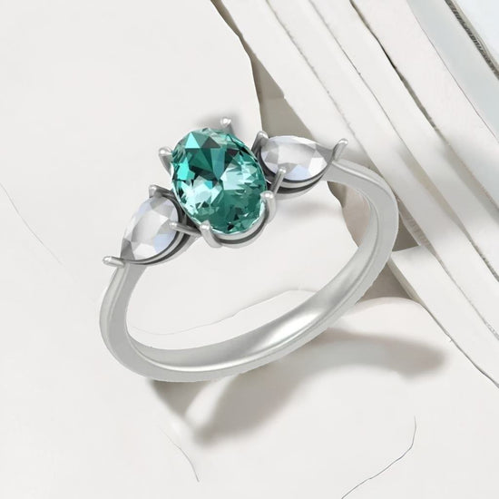 Kaptiv Three Stone Lab Diamond Ring - Fiona Diamonds - Fiona Diamonds