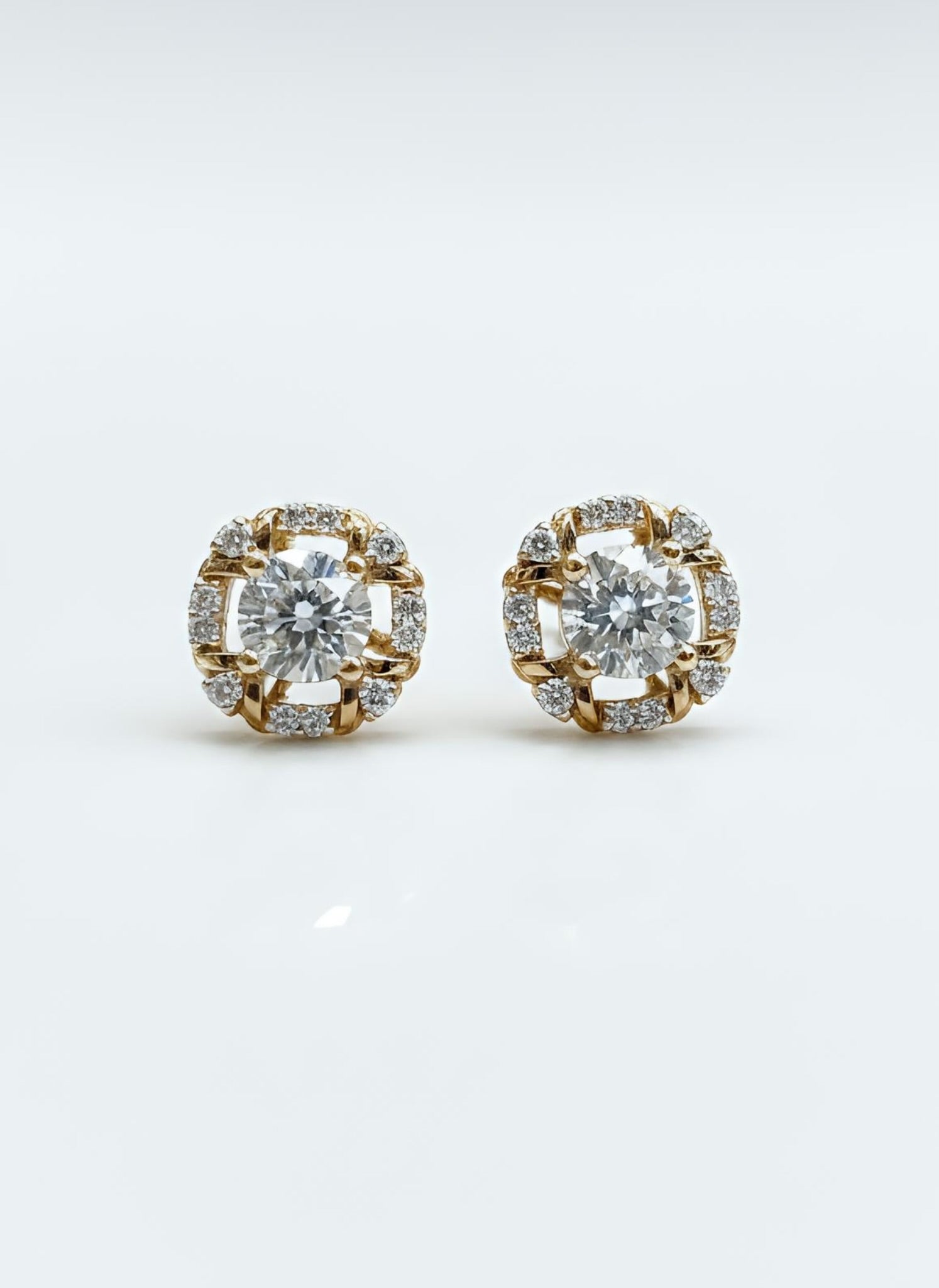Bellerose Lab Grown Diamond Earring – Radiant & Sophisticated