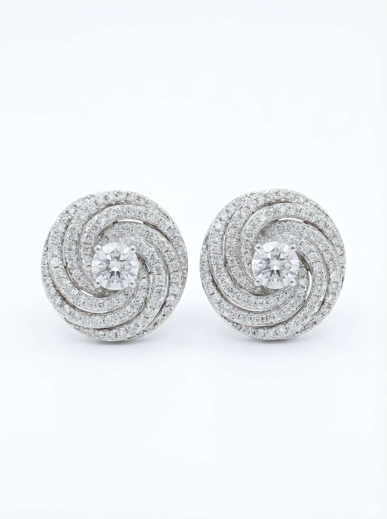Lyravelle Lab Diamond Earring - Timeless Sparkle