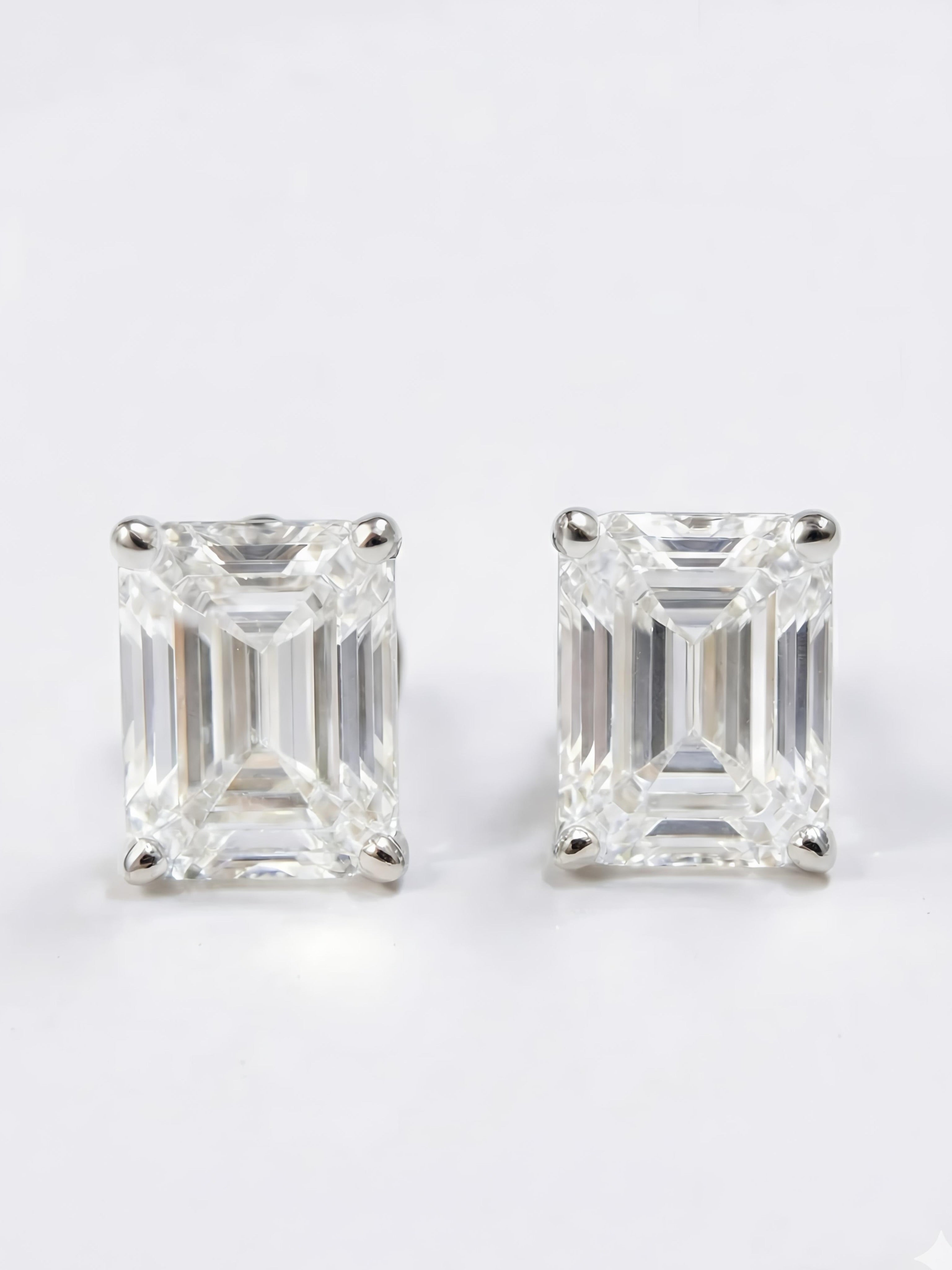 2ct Emerald Celene Petal Lab Diamond Earring