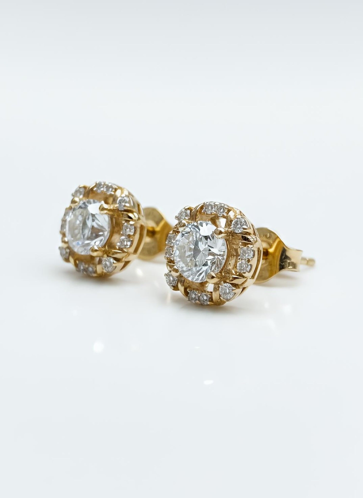Bellerose Lab Grown Diamond Earring – Radiant & Sophisticated