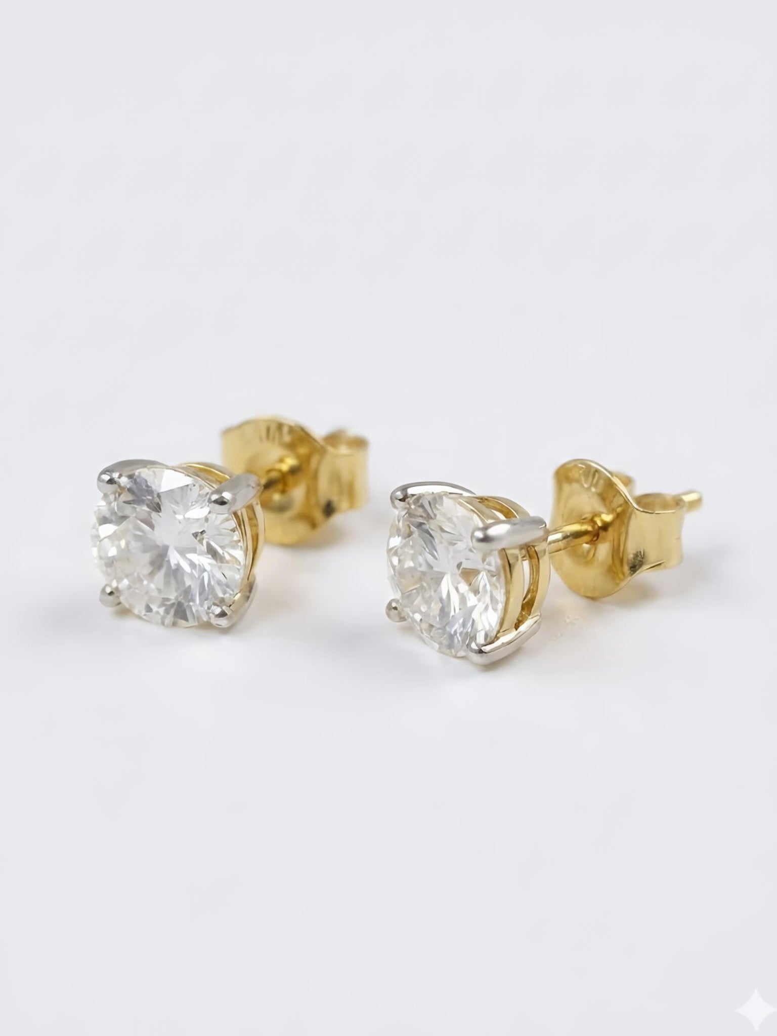 1.48ct Round Lab Diamond Earring