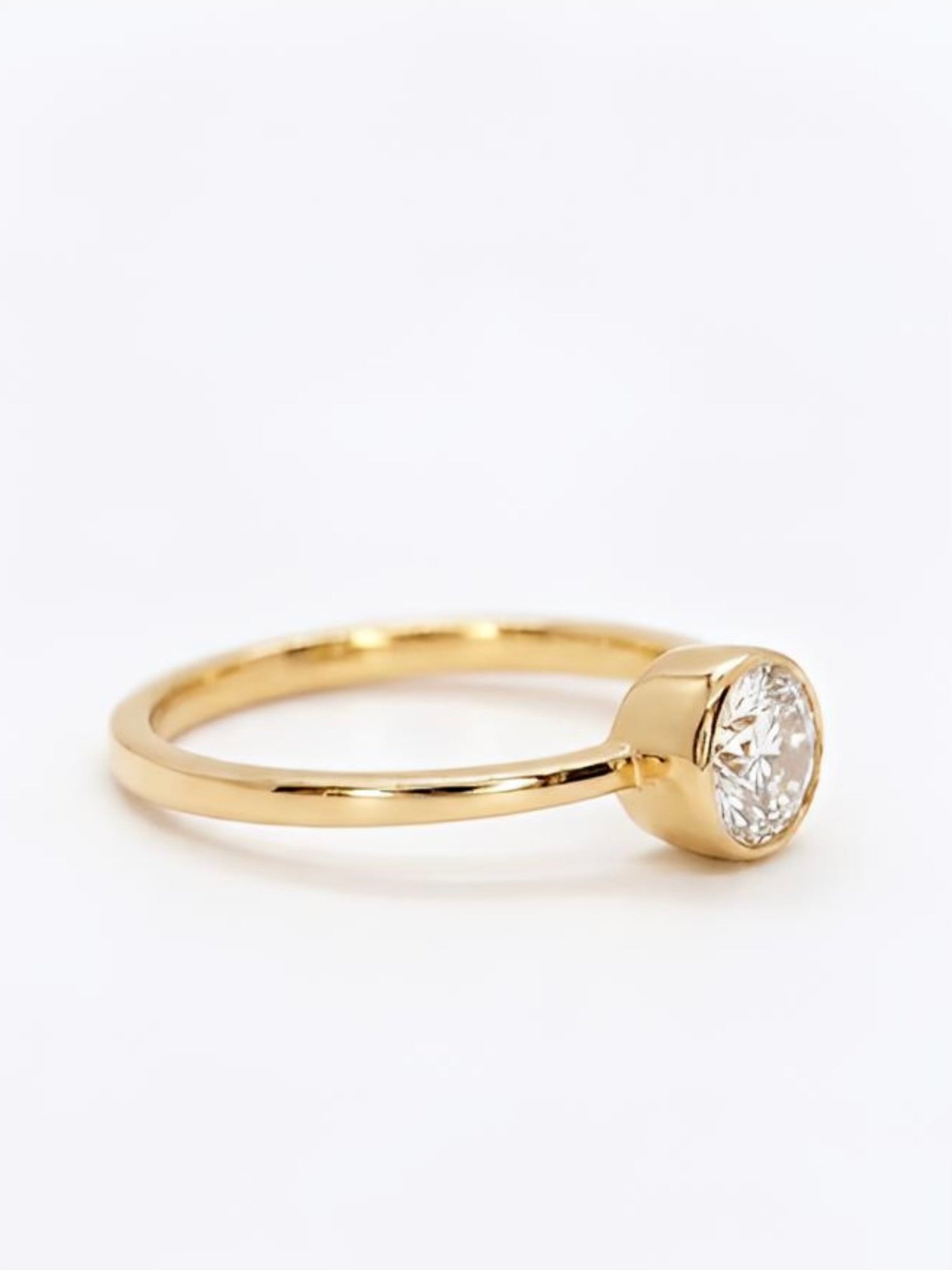 Reverie 53 Pointer Lab Grown Diamond Ring - Dreamy Elegance - Fiona Diamonds - Fiona Diamonds