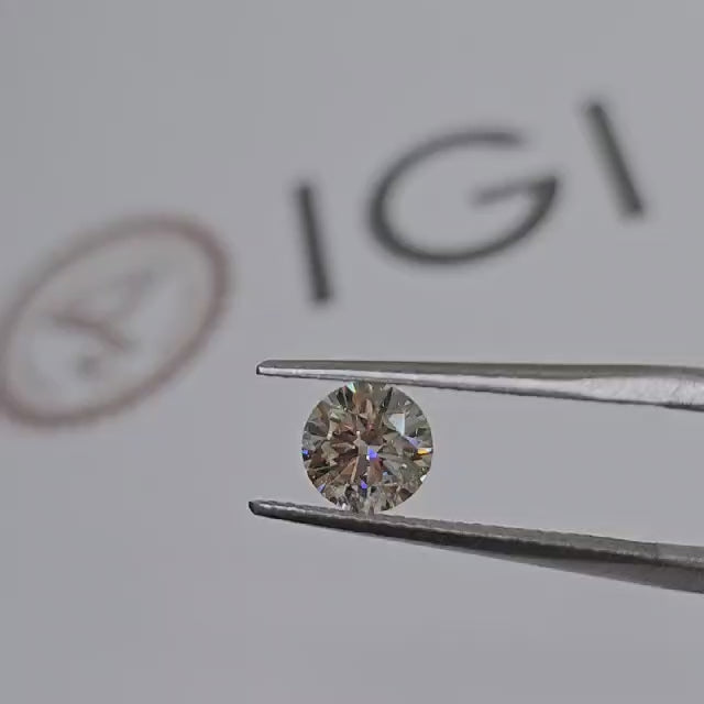 Load video: Round 1.02ct F-VS1 Loose Lab Grown Diamond Solitaire