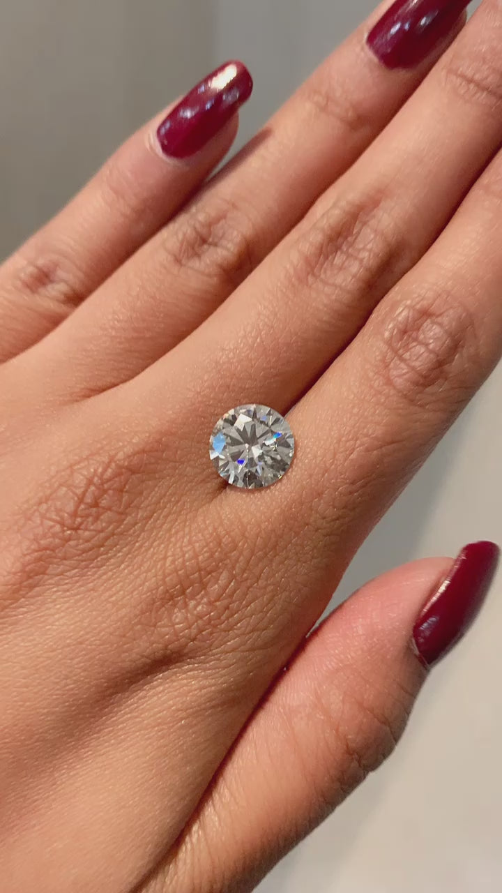 Load video: Round 3ct F-VS1 Loose Lab Grown Diamond Solitaire