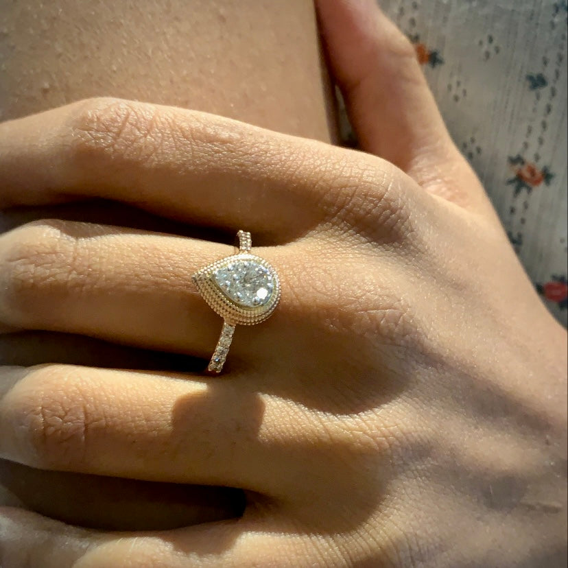 Fiona Diamonds , Dimond Ring , Cluster Rind