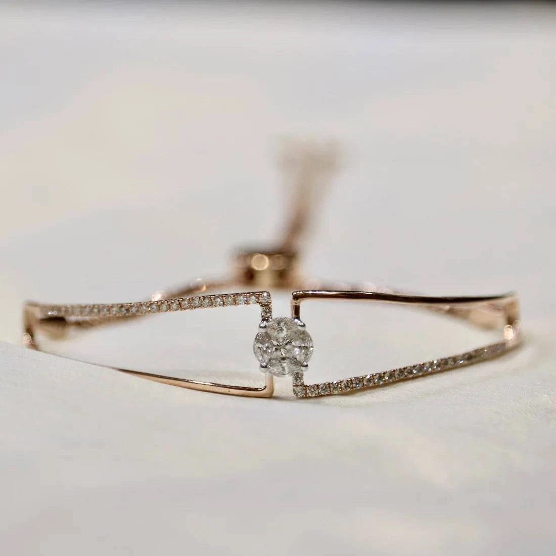 Mirthful bracelet online Fiona Diamonds