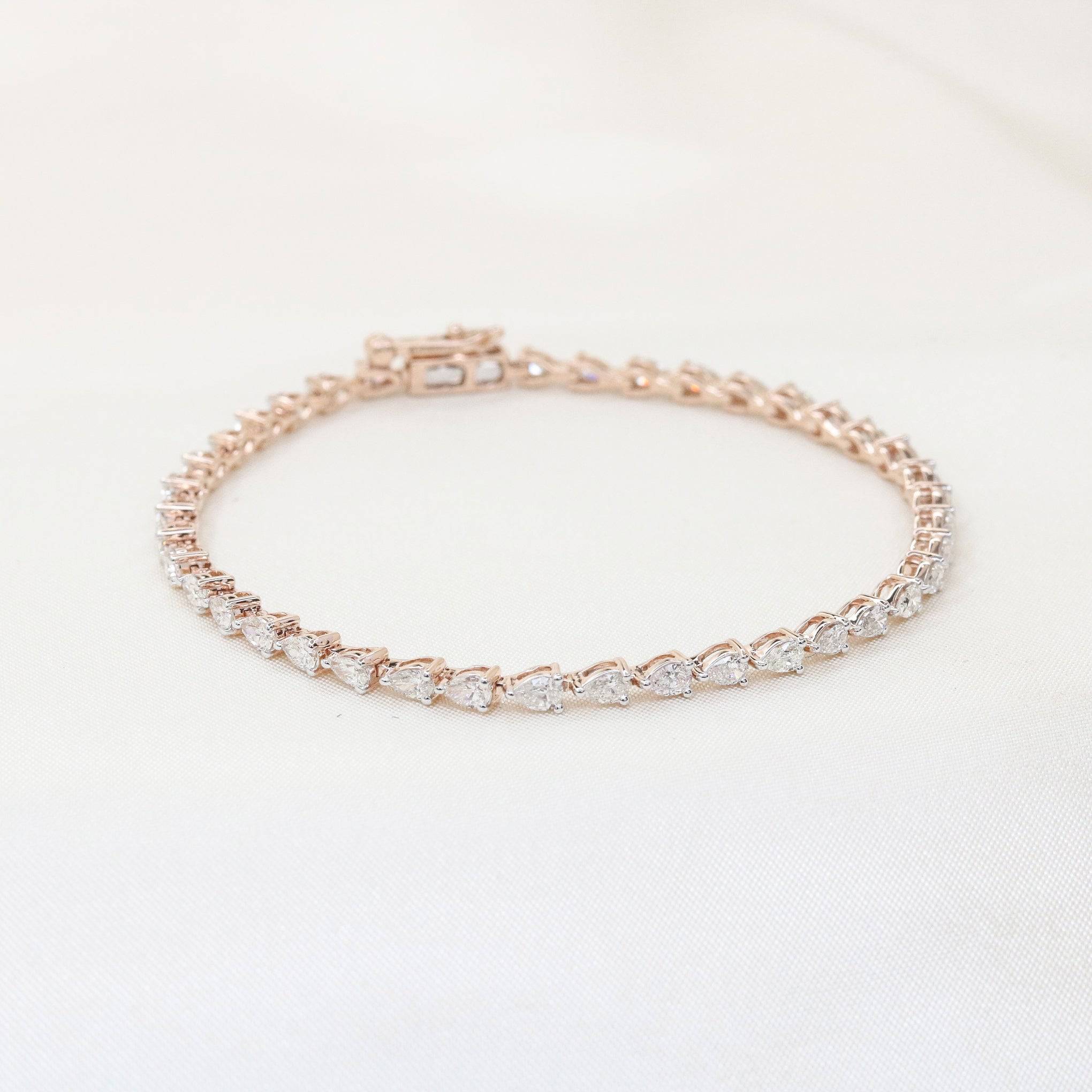 Xellent lab grown diamond bracelet