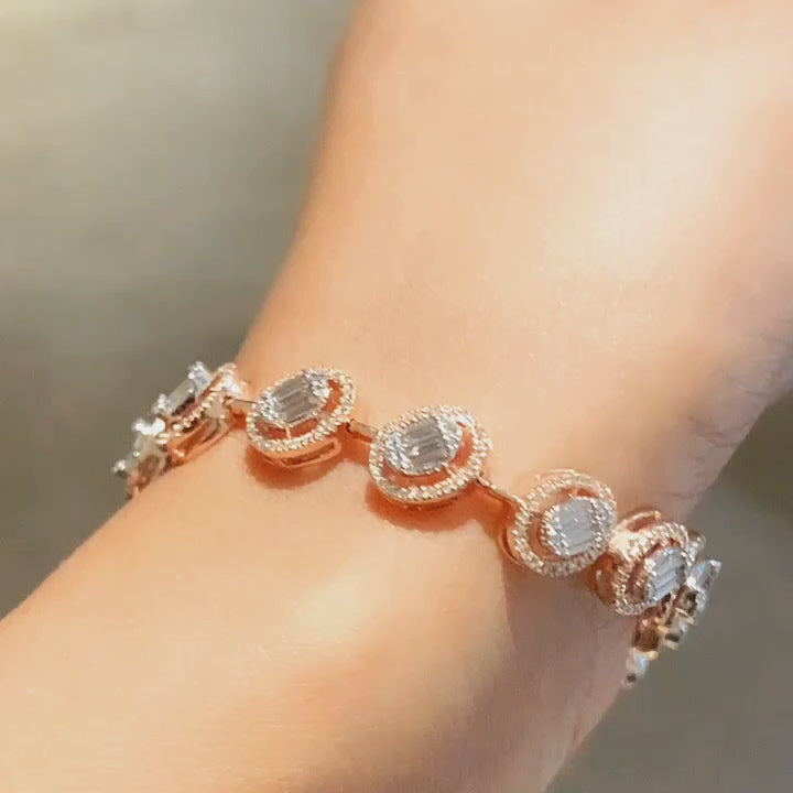 Load and play video in Gallery viewer, Goldie diamond bracelet

