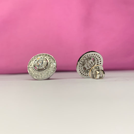Load image into Gallery viewer, earrings for women ready to ship Fiona Diamonds
