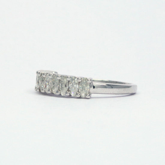 Nousha Moissanite Delicate Ring Design