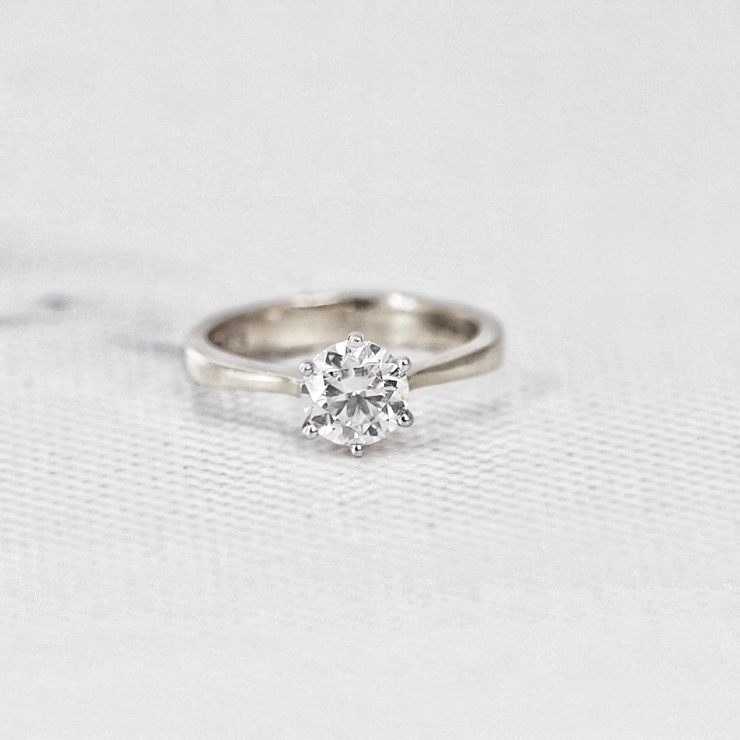 Tarragon Lab Grown Diamond Ring - Fiona Diamonds - Fiona Diamonds
