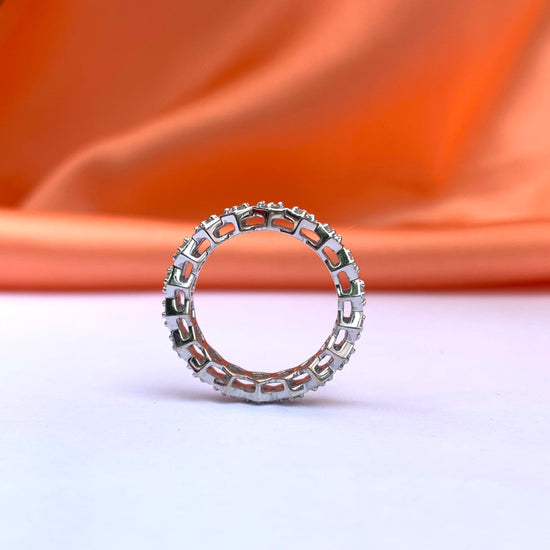 Load image into Gallery viewer, Lucy Moissanite Modern Ring Design
