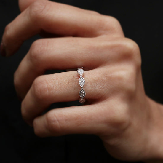 Cyclamen Lab Grown Diamond Ring - Fiona Diamonds - Fiona Diamonds
