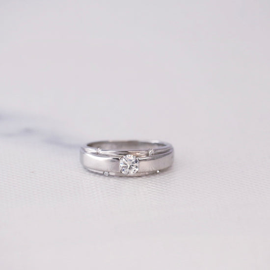Load image into Gallery viewer, Ready To Ship Fusion Moissanite Ring Online at Fiona Diamonds
