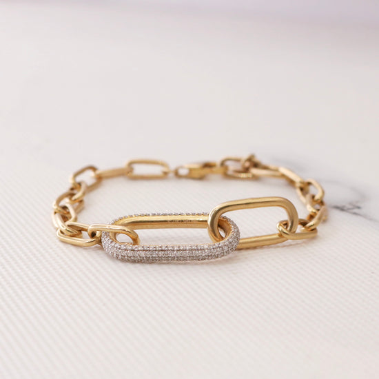 Load image into Gallery viewer, Diama fancy bracelet design Fiona Diamonds

