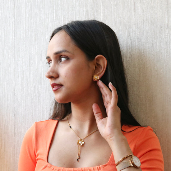 Load image into Gallery viewer, Axlia moissanite earrings india Fiona Diamonds
