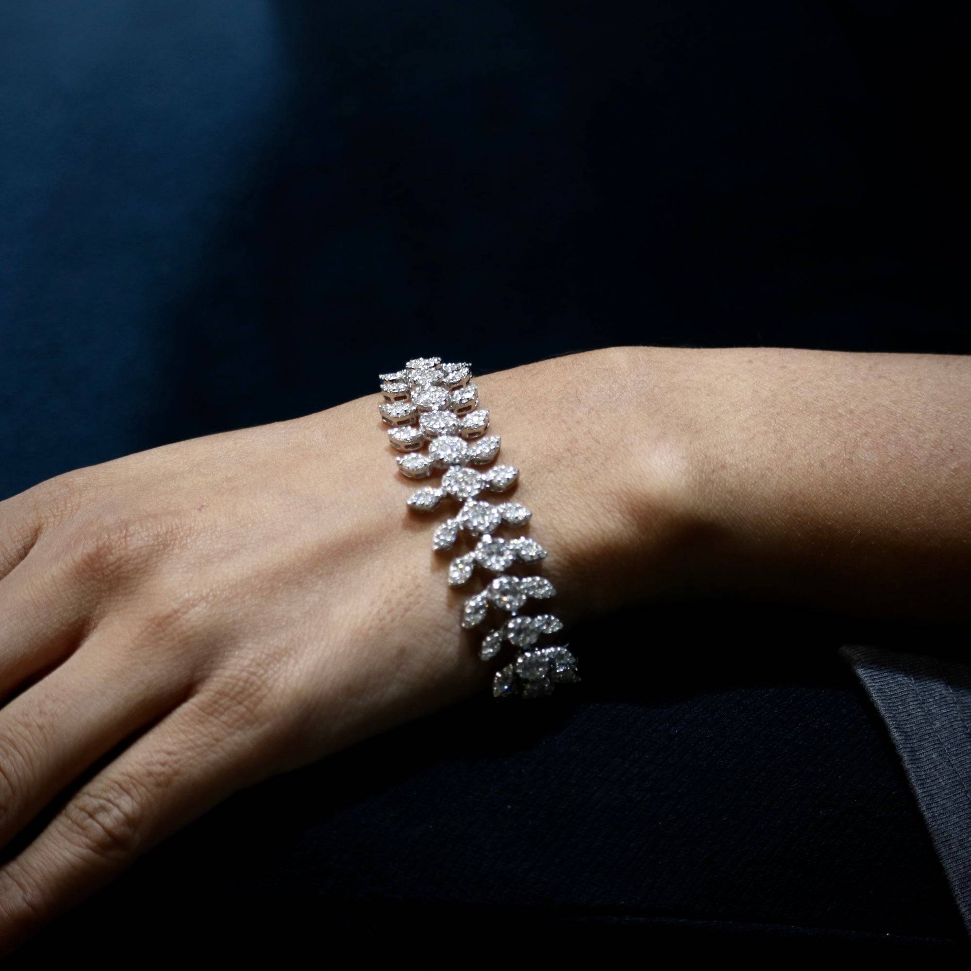 Leaf bracelet for women Fiona Diamonds