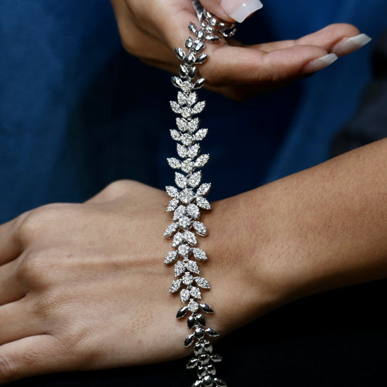 Platinum Bracelet Designs for Women 2023 | GB Trade Key Online Gemstone  Website